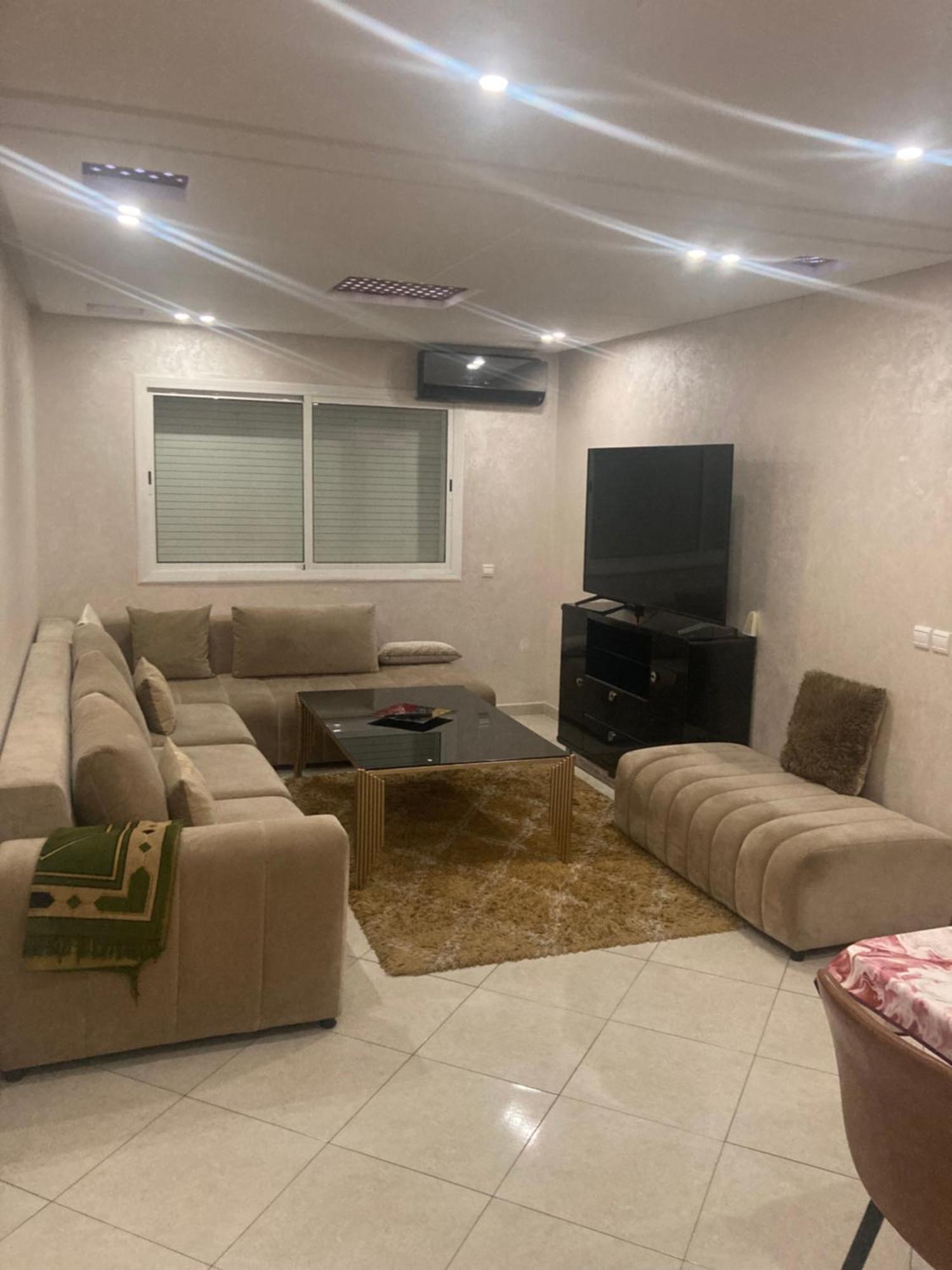 Appartement De Luxe Meuble Centre Ville 盖尼特拉 外观 照片